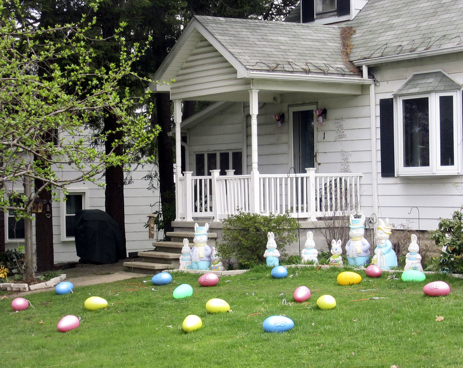 Mayor's house ready for Easter
